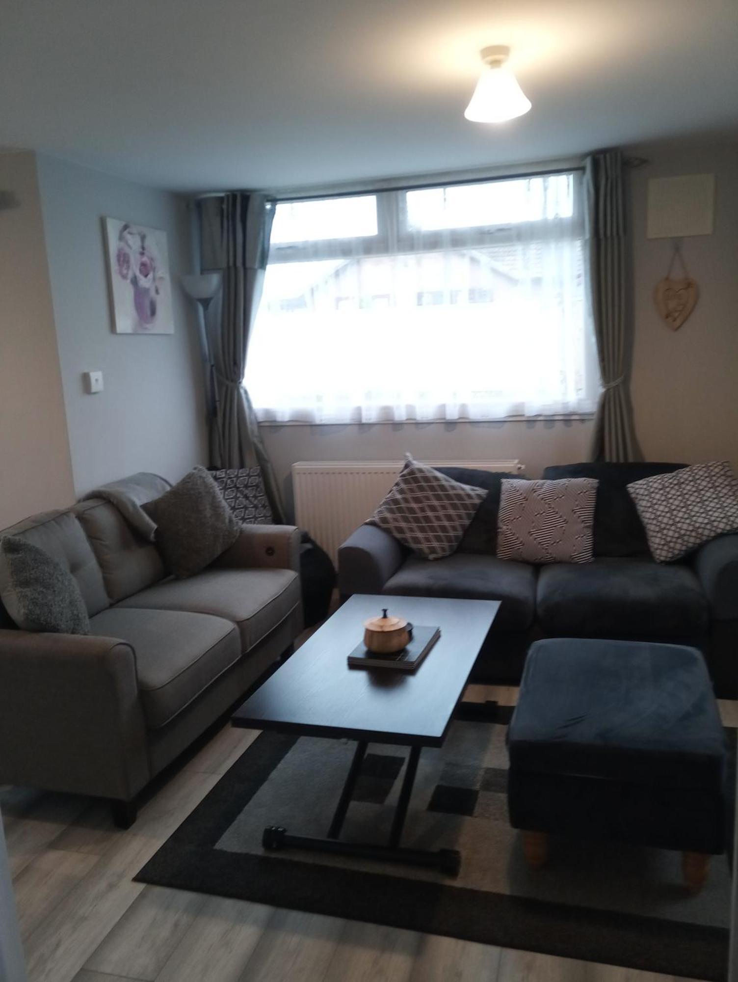 The Marylyn Apartment